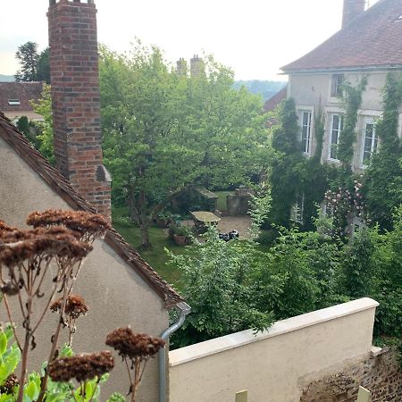 Le Nid Perche Saint-Sauveur-en-Puisaye Exterior foto