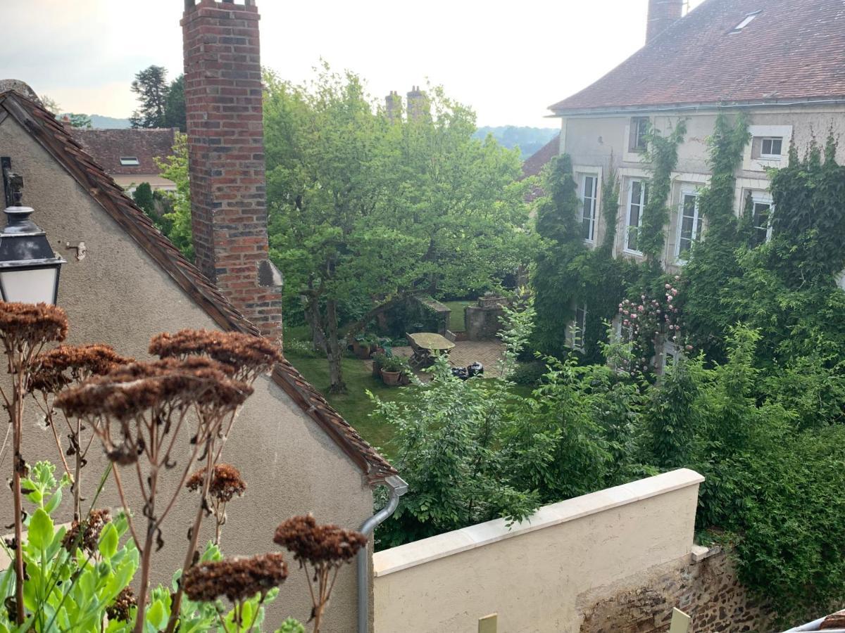 Le Nid Perche Saint-Sauveur-en-Puisaye Exterior foto